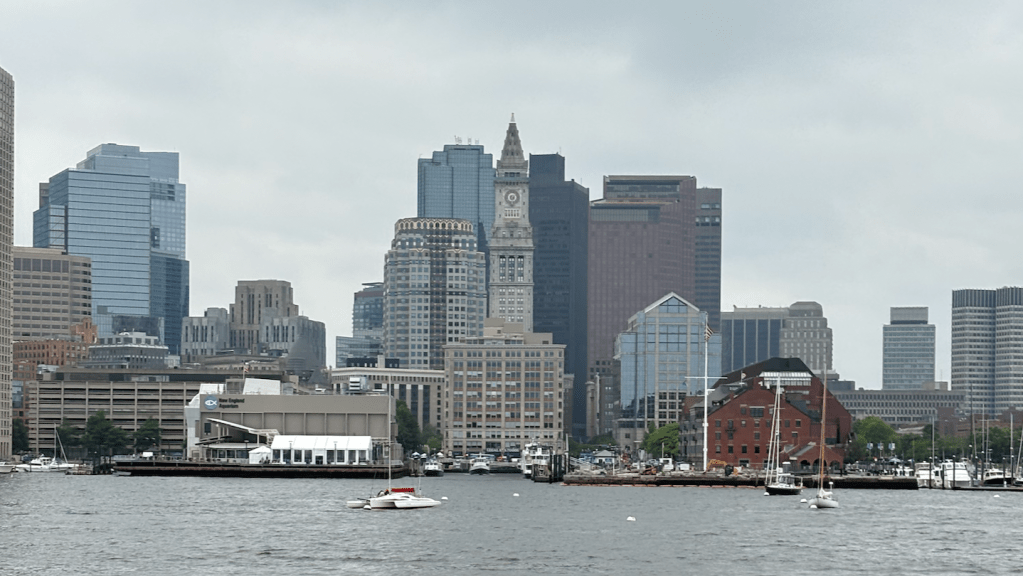 Henriette in Boston (7) • Shop until you drop • 3. Filena’s&nbsp;Basement